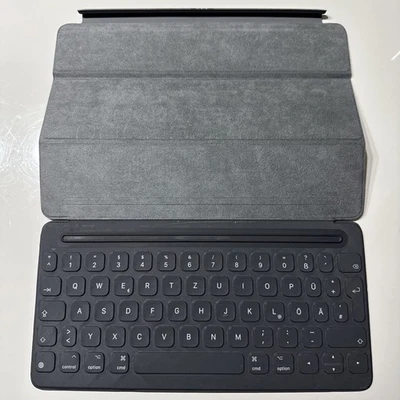 Apple Smart Keyboard 10,5" für iPad Pro 7, 8, 9, Air 3, QWERTZ, MX3L2D/A, A1829 - Bild 1 von 4