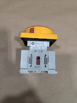 Allen Bradley 194E-E25-1753 Load Switch Disconnector Series B 25A 3-Pole - Image 1 of 3