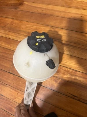 🚘 OEM 2017 - 2023 BMW X7 G07 X5 G05 X6 G06 Expansion tank Antifreeze Bottle 🔷 - Image 1 of 2