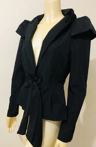 Carla Zampatti 10 black Matt taffeta cropped Tudor jacket - Bild 1 von 6