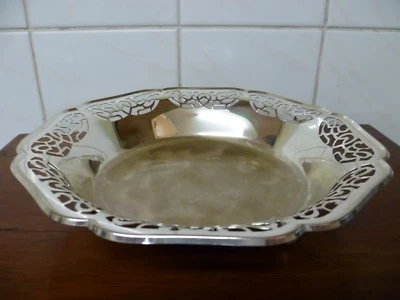 SCALLOPED EDGE, FRETTED  SILVER PLATE BON BON DISH By 'WMF'.  'WMF' SERVING BOWL - Image 1 of 4