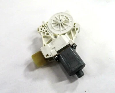 2009-2018 BMW 740i 750i 760i (F01) RIGHT SIDE WINDOW MOTOR (FITS FRONT & REAR) - Image 1 of 4