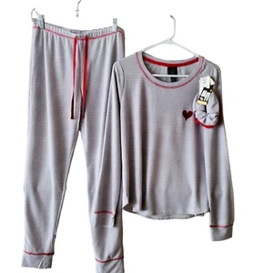 Laura Ashley Women's 2 Piece Pajama Set Matching Scrunchies Long Sleeve Size M - Picture 1 of 11