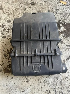 FIAT 500 FIAT PANDA 20082016 1.2 1242CC 169A4000 CAJA FILTRO AIRE (ARRIBA) Foto 1 de 2