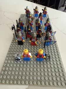 Lego Castle System Minifigure Lot - Picture 1 of 6