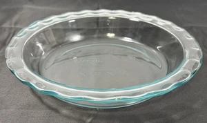 Plato de pastel de vidrio PYREX 9,5" estriado plato profundo C-209 vintage EE. UU. - Imagen 1 de 9