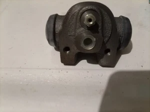 FIAT 131 2 CILINDRETTO FRENO POSTERIORE DX SX NUOVA DELL'EPOCA - Imagen 1 de 4