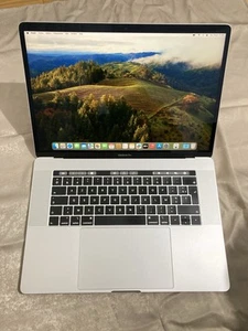 Macbook Pro 2019 15 pouces Touch Bar 256 GO SSD 16 GO RAM Intel Core i7 6 Cœurs - Photo 1/10