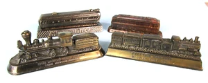 VIER VINTAGE 60er JAHRE SOUVENIR METALL ZÜGE LOKOMOTIVEN EISENBAHN BRIEFBESCHWERER - Bild 1 von 10