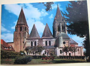 AK Frankreich Chateau de Loches - L eglise Saint Ours - Bug Festung Kirche