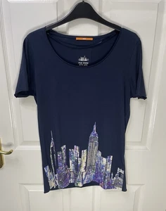 Hugo Boss Orange Ladies NY Night Lights Casual Short Sleeve Navy Tee - Size 12 - Picture 1 of 11