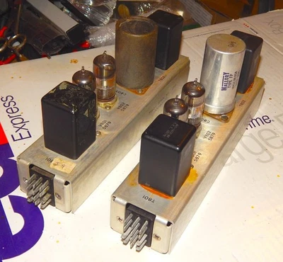 Amplificadores de taco de áudio Collins 356Q-1 #3 para consoles de entrada de fala de transmissão 212 E, F, G - Imagem 1 de 4