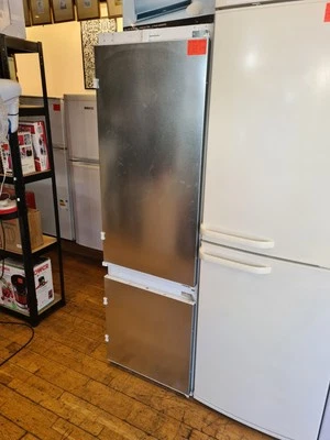 Bosch KIV87NSF0G 270L Built-in Bottom Freezer Fridge-Freezer - Image 1 of 4