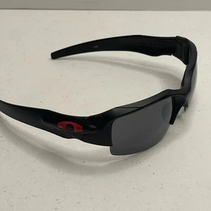 Oakley Pit Boss personalizzato rosso/nero inciso made in USA - Foto 1 di 9