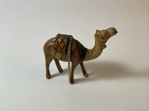 Estatuilla de madera camello tallada a mano de colección diseño marrón belén Navidad LEER - Imagen 1 de 5