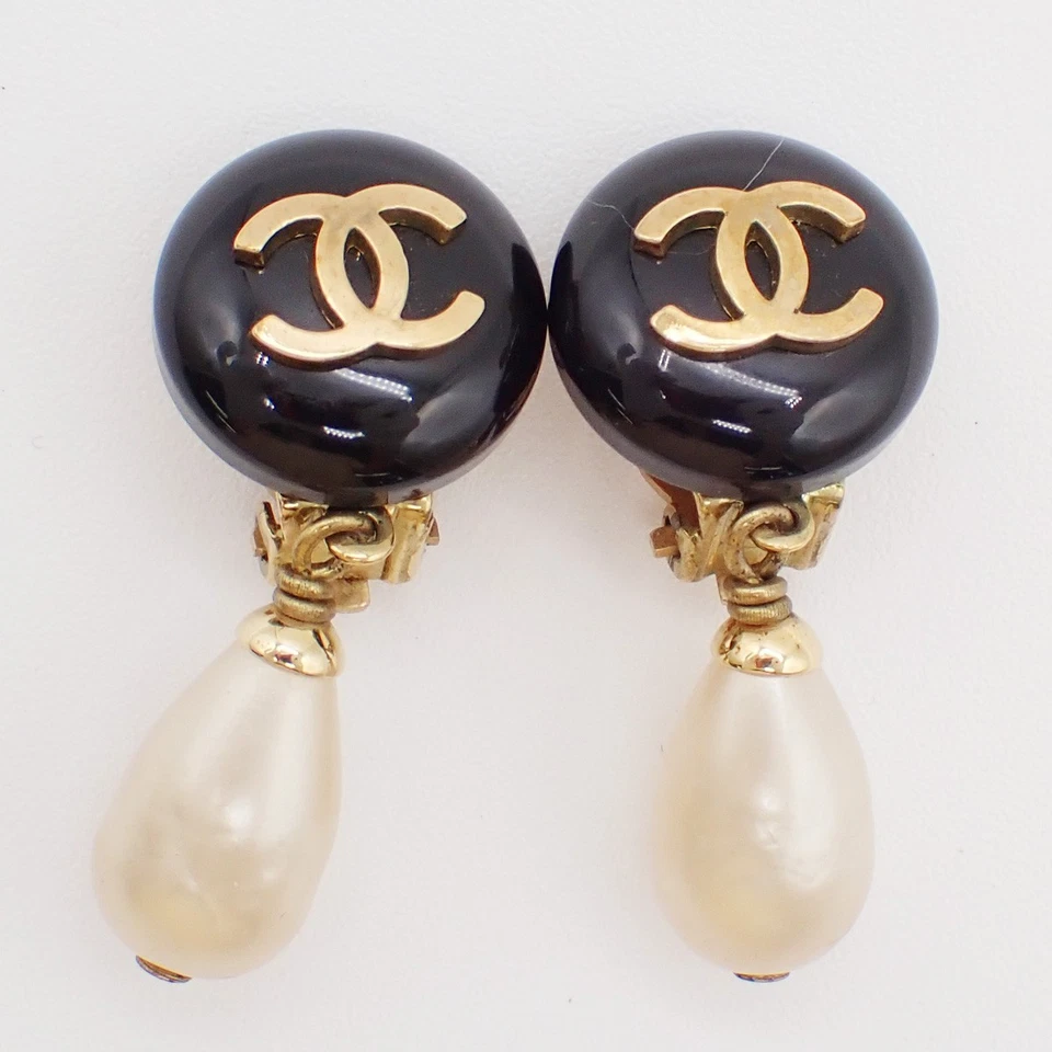 CHANEL Imitation Pearl Drop Earrings 94A Clip-On Black White GHW Vintage 77RF629 - Image 1 of 4