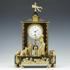 Ungewöhnliche Französische Empire Pendule, ländliche Szene vor Stadttor 1810 - Bild 1 von 18