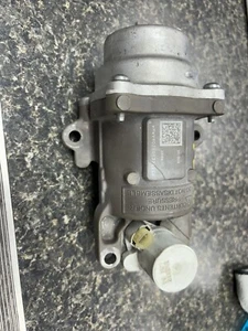 2018 - 2023 GMC TERRAIN 1.5L TRANSMISSION SHIFTER MOTOR ACCUMULATOR OEM 24288117 - Picture 1 of 4