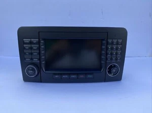 OEM A164870408980 MERCEDES BENZ ML500 Head Unit Radio Screen Navigation - Picture 1 of 11