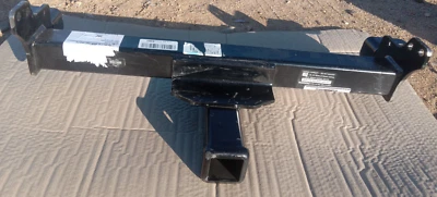 Enganche de montaje delantero para Ford F-250 F-350 F-450 Super Duty 17-22. Draw-Tite 65076 Foto 1 de 4