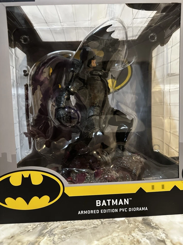 Batman Statue DC Comic Armored Edition PVC Diorama Figure Dark Knight Gallery