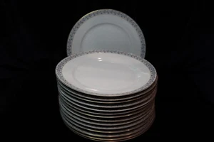 PORZELLANFABRIK SUSSE LANGENTHAL VINES ON GREY BAND GOLD TRIM 15 PLATES 9 1/4" - Picture 1 of 5