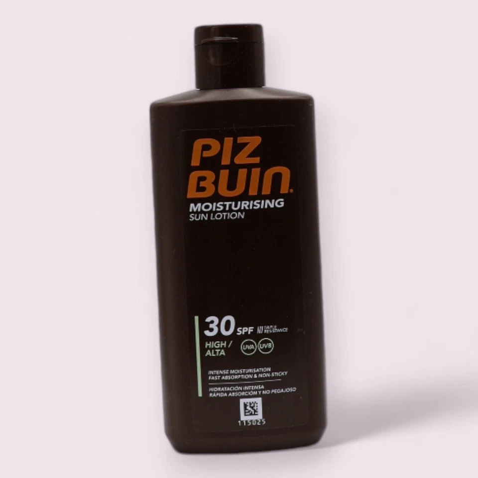 Loción solar hidratante Piz Buin 30 FPS triple resistencia alta alta Foto 1 de 4