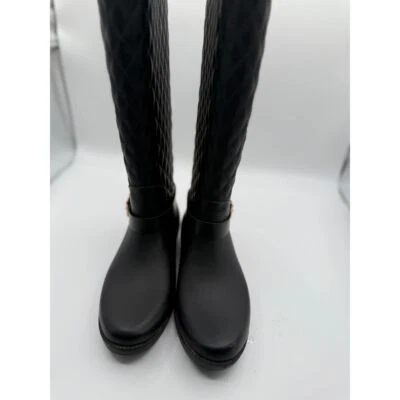 GUESS Botas de Lluvia Acolchadas Negras Hebilla Dorada Altas Impermeables Botas de Invierno Foto 1 de 4