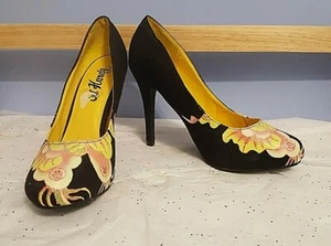 Ed Hardy Multi Color Graphic Design on Black Textile Stiletto Pumps US Size 8M - Picture 1 of 7