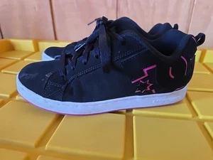 DC Shoes Court Graffik Women's Sneakers 9 Black Pink Skate Shoes - Picture 1 of 7