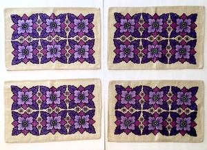 Juego de (4) colchonetas flores rosa lavanda púrpura vintage de Inglaterra - Imagen 1 de 9