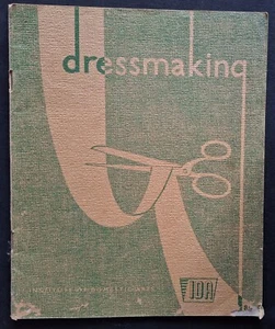DRESSMAKING - S/C VINTAGE RETRO 1961 Institute of Domestic Arts - LOOK! - Picture 1 of 2