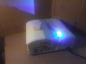 Casio XJ-UT310WN Laser Short Throw Projector WXGA (w/ Cables) 1538 Lamp Hours - Picture 1 of 17