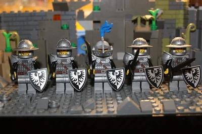 LEGO Minifiguras Halcón Negro Vikingos Batalla Pack De 5 Foto 1 de 2