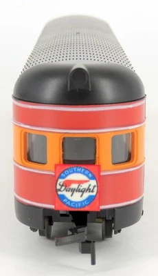 HO ConCor SOUTHERN PACIFIC DAYLIGHT 72' Lightweight Observation Passenger Car MW - Image 1 of 4