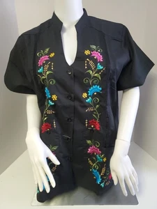 Womens Mexican Guayabera FLORAL Black Shirt LARGE Button down Front Pocket - Picture 1 of 17