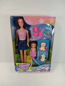 Glamour Girl. Trendy Chic. Bambole chic 2020. - Foto 1 di 10