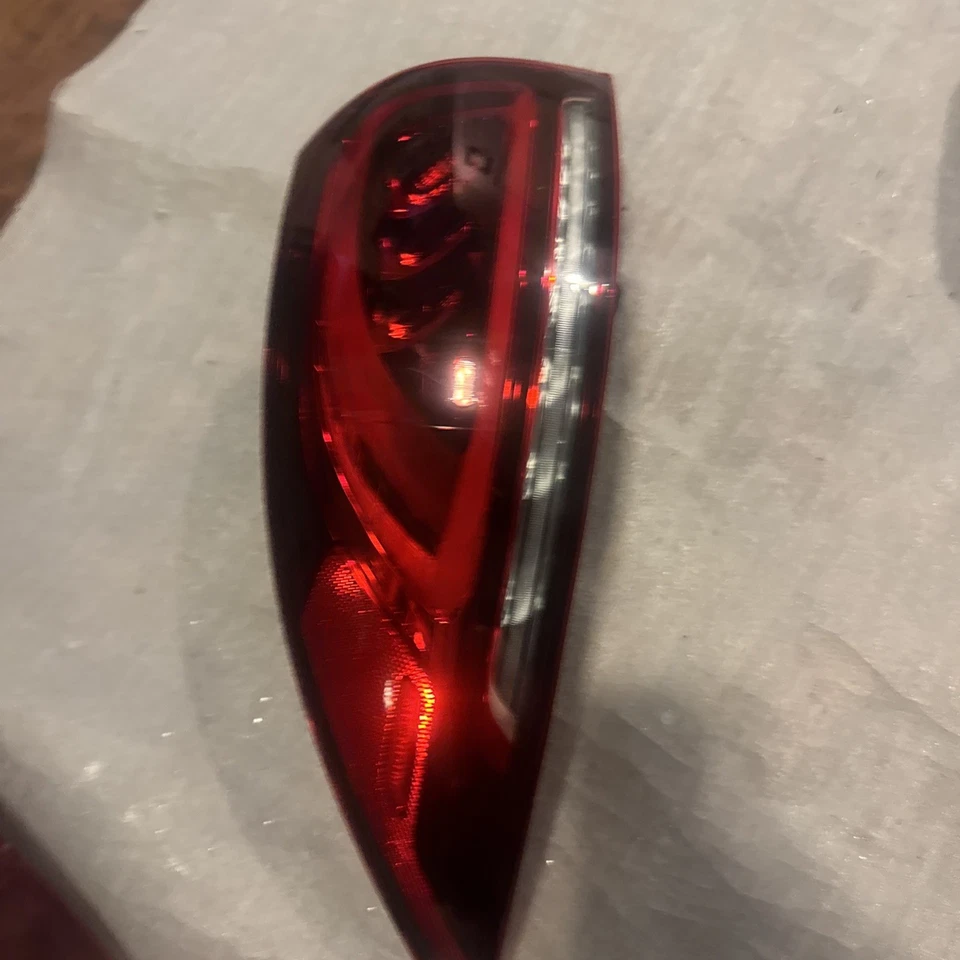 NICE! 2020-2023 MERCEDES-BENS GLA-CLASS LEFT DRIVER OEM LED OUTER TAILLIGHT - Image 1 of 4