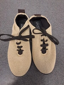 A'rcopedico Vegan LS Oxford Ladies Shoes Size 7 / 38 - Picture 1 of 5