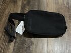 Mini sac ceinture Lululemon neuf avec étiquettes noir blk
