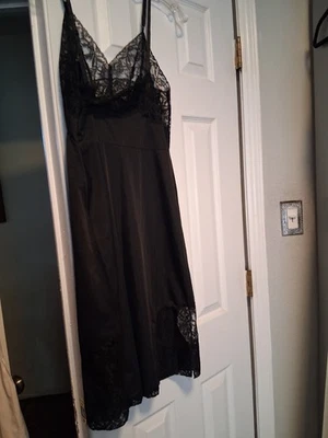 Vestido sin mangas Fischer Heavenly lencería negro vintage Foto 1 de 4