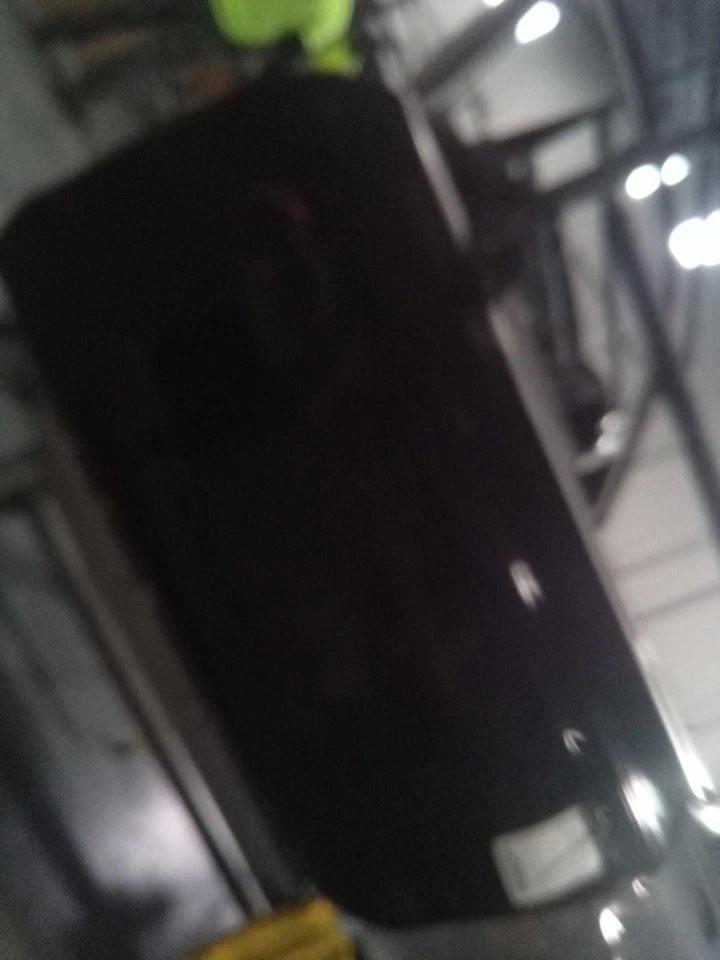 2011 Audi S5 Left Door Black 343547 Used 2DR Convertible 93K Miles - Imagem 1 de 2