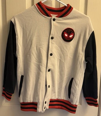 Abrigo Chaqueta Spiderman Grande Estilo Universitario Negro/Beige Frente a Presión Marvel Boys Foto 1 de 4