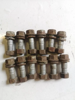 Kit de tuercas y pernos diferenciales del eje de transmisión Nissan 200sx Skyline S14 S14 R32 Foto 1 de 3