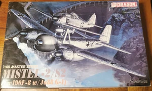 Mistel-2/S-2 (Fw 190F-8 w/ Ju 88 G-1) Dragon | No. 5510 | 1:48 - Foto 1 di 19