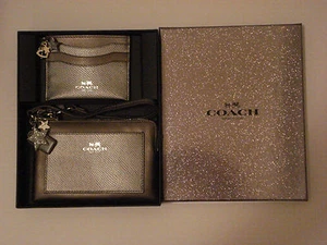COACH CORNER ZIP WRISTLET AND FLAT CARD CASE W/CHARMS IN HOLIDAY BOX - 64649 - Picture 1 of 12