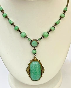 Vintage Art Deco Style Necklace Green Glass Pendant Drop Estate Jewelry Rare - Picture 1 of 22