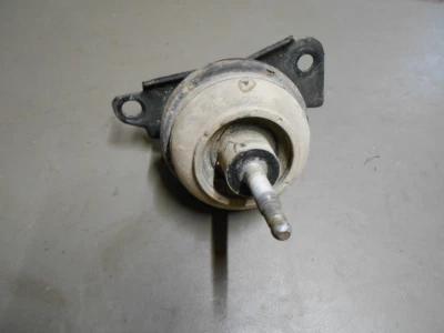 03 Cadillac Deville 4.6 Vin 8th Y Option LD8 RH Frame Rail Engine Motor Mount Foto 1 de 4