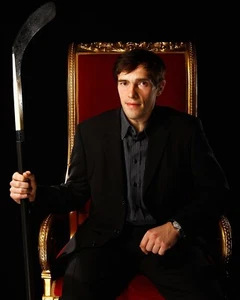 Foto de hockey Pavel Datsyuk trono retrato Detroit Red Wings 8x10 NHL - Imagen 1 de 1