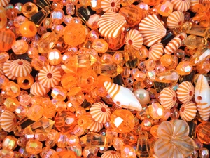 Beads Orange Plastic Mix 100g DIY Jewellery Bracelets Necklaces Earrings - Imagen 1 de 2